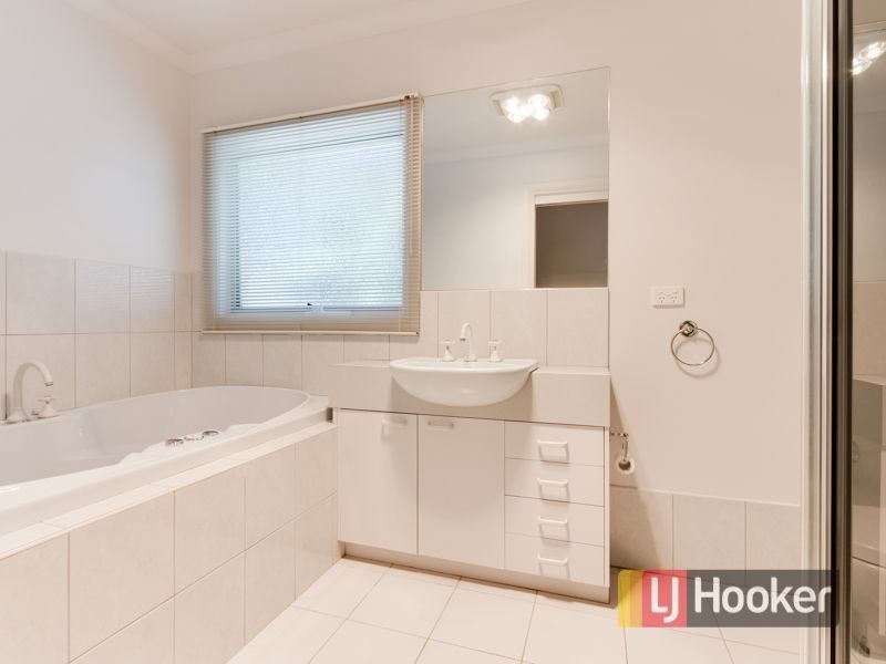 42 Peel Street, Berwick VIC 3806