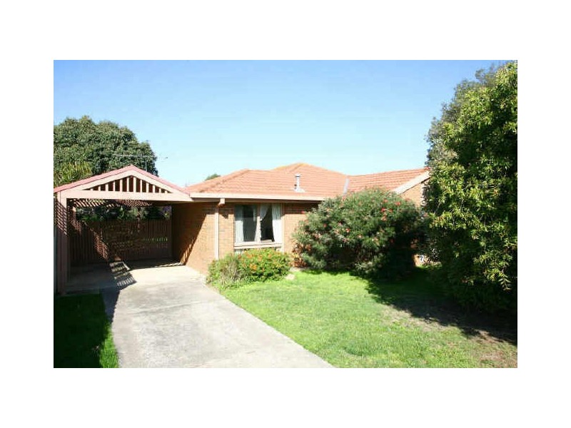 4 Kelburn Road, Berwick VIC 3806