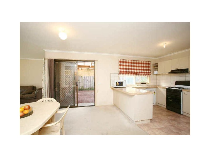 4 Kelburn Road, Berwick VIC 3806