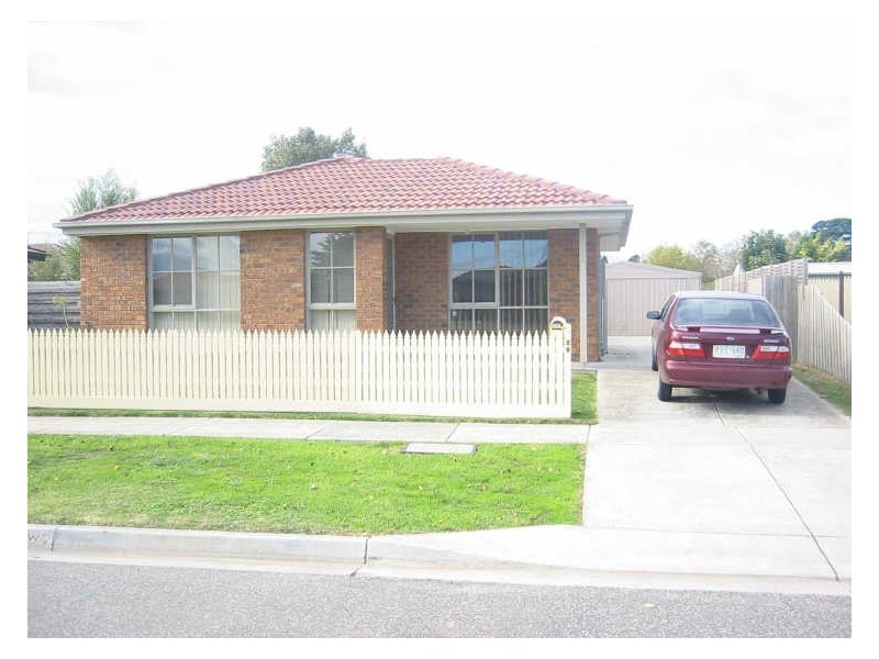 26 Emily Drive, Narre Warren VIC 3805