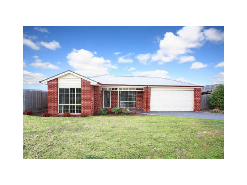 172 The Promenade, Narre Warren South VIC 3805