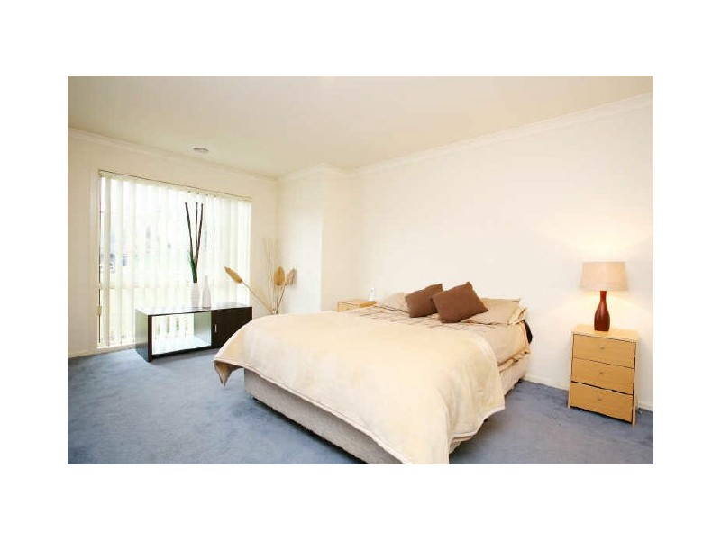 172 The Promenade, Narre Warren South VIC 3805