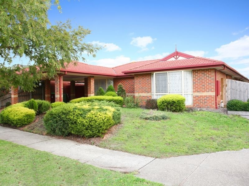 6 Golden Leaf Avenue, Narre Warren South VIC 3805