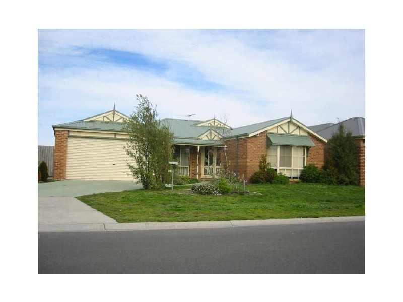 14 Scenic Drive, Beaconsfield VIC 3807