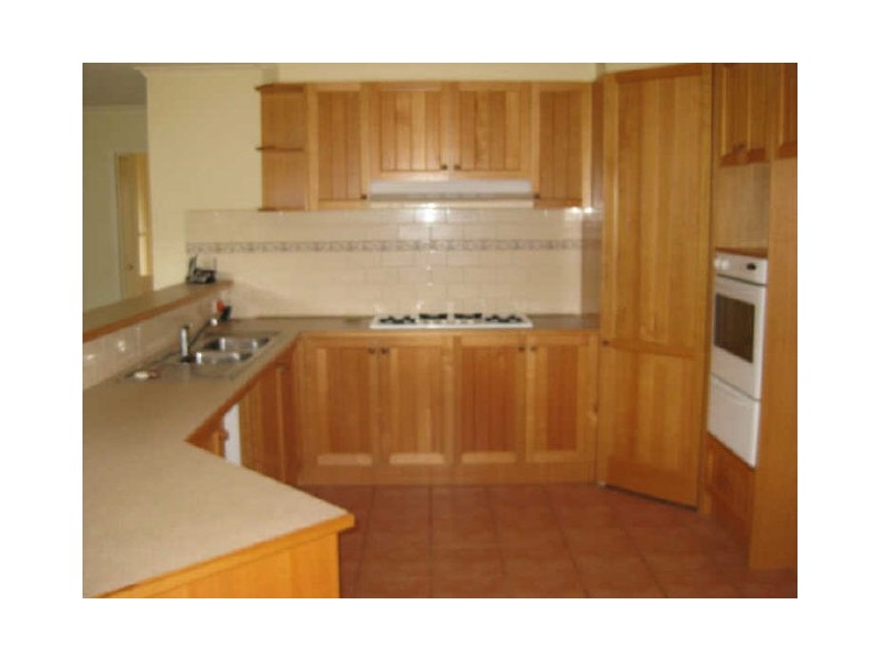 14 Scenic Drive, Beaconsfield VIC 3807