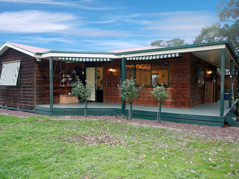 430 Berwick-Cranbourne Road, Clyde North VIC 3978