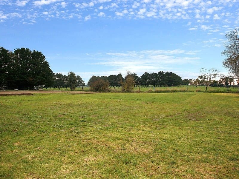 430 Berwick-Cranbourne Road, Clyde North VIC 3978