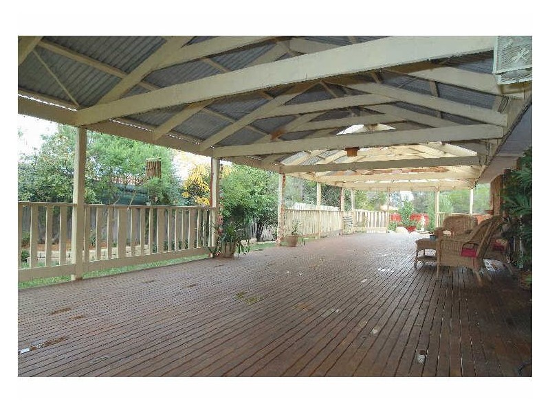 5 Bruce Court, Berwick VIC 3806