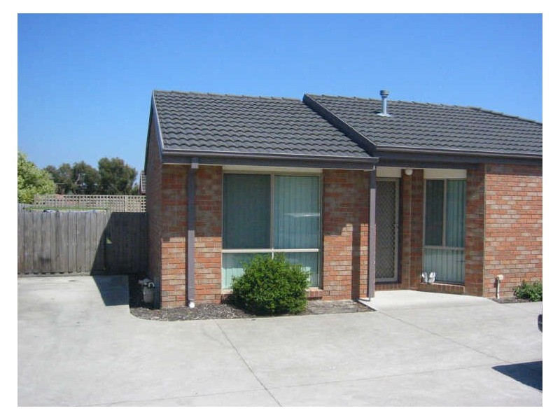 6/18 Huntingtower Crescent, Langwarrin VIC 3910