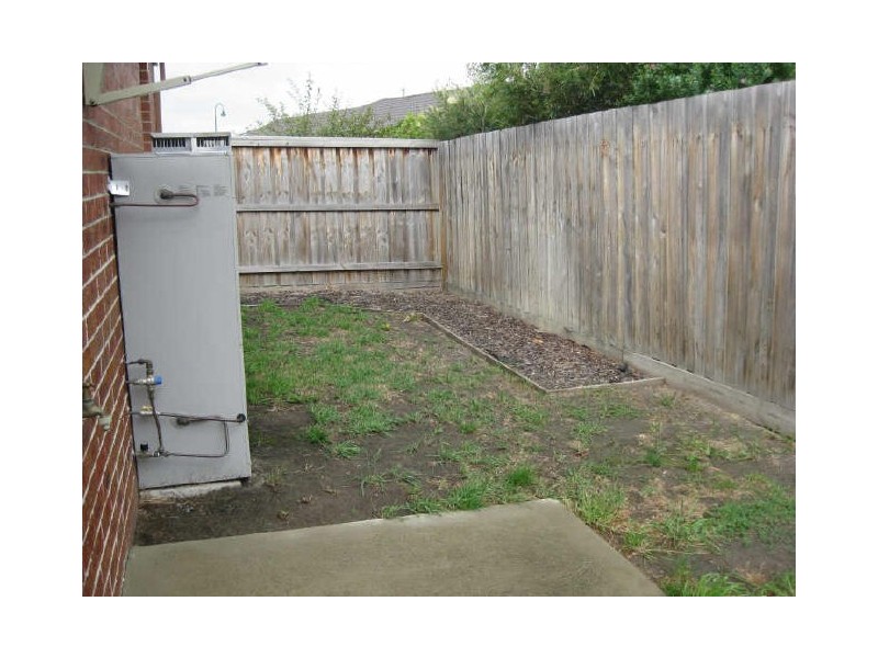 2/8 Norwarran Way, Langwarrin VIC 3910