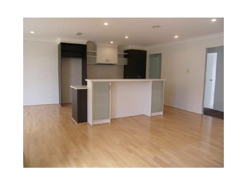 6 Cedarwood Crescent, Berwick VIC 3806