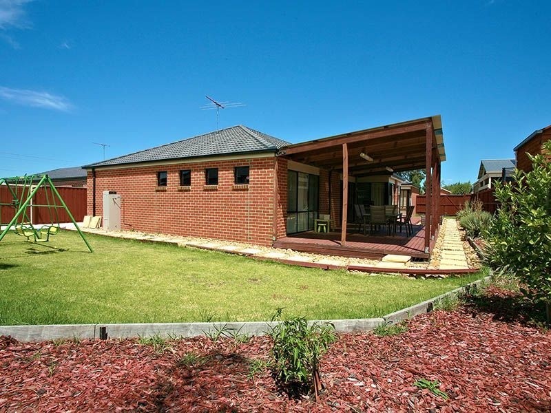 6 Inga Court, Berwick VIC 3806