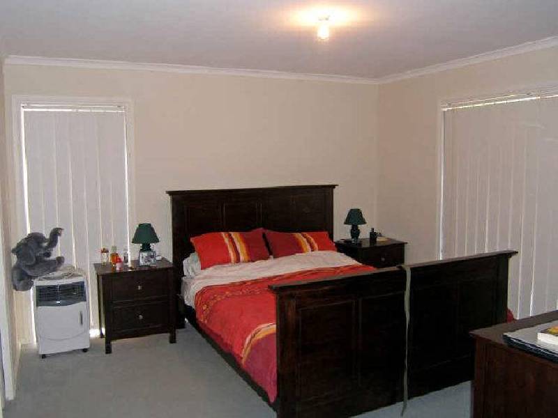 6 Jarryd Crescent, Berwick VIC 3806