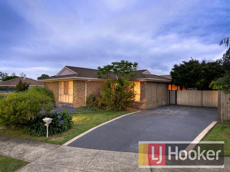 15 Kelburn Road, Berwick VIC 3806