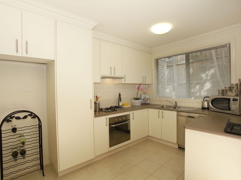 2/49 Palmerston Street, Berwick VIC 3806