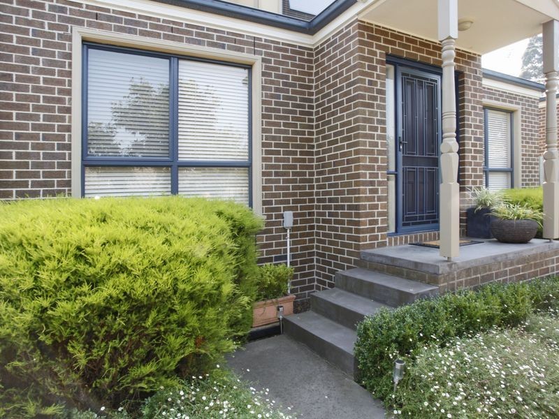 2/49 Palmerston Street, Berwick VIC 3806