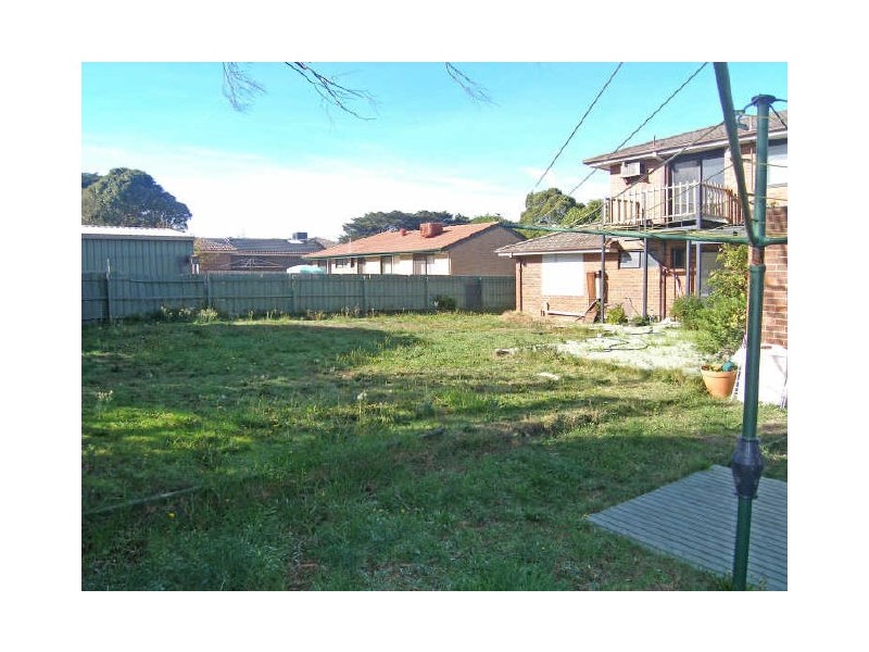 11 Bemersyde Drive, Berwick VIC 3806