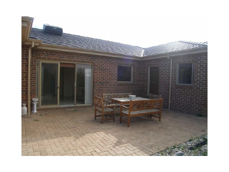 7 The Esplanade, Narre Warren South VIC 3805