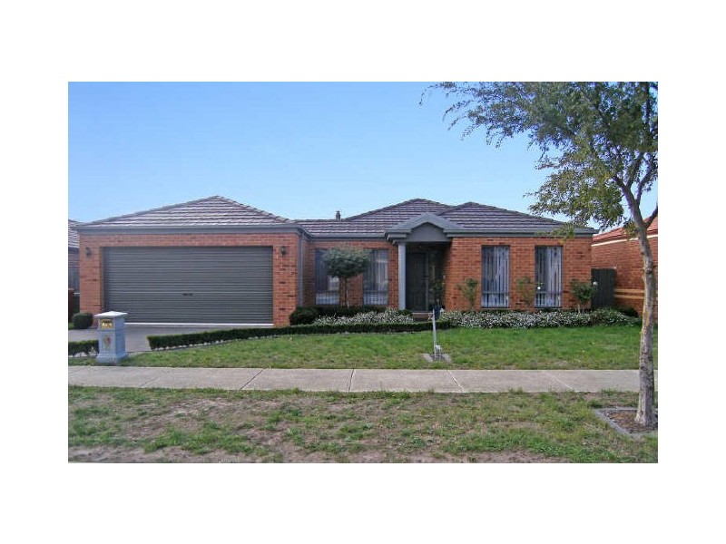 27 Kippenross Drive, Narre Warren South VIC 3805