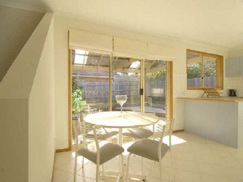 2 Curringa Close, Berwick VIC 3806