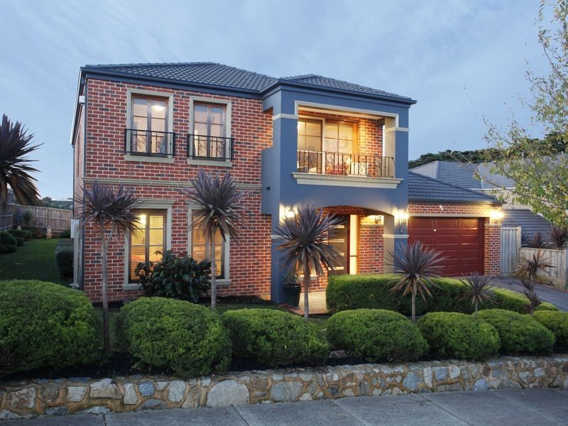 4 Viewgrand Drive, Berwick VIC 3806