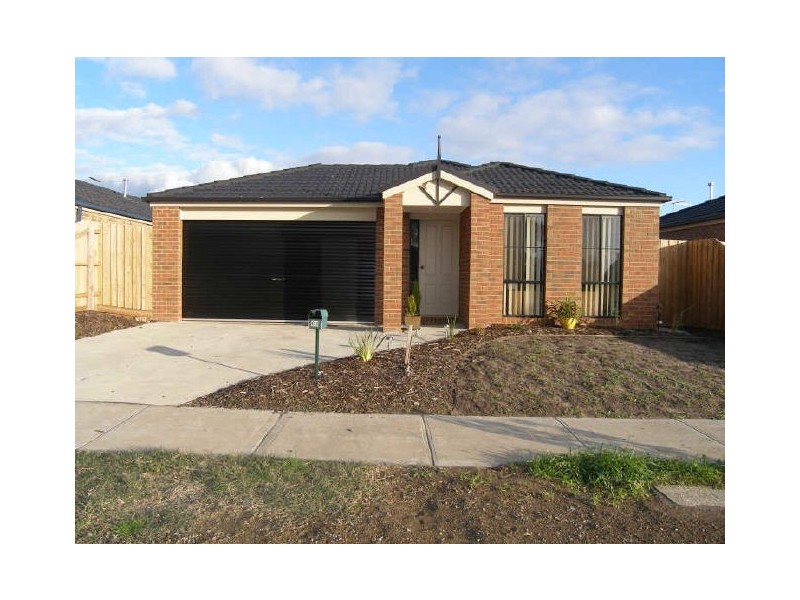 63 Melzak Way, Berwick VIC 3806