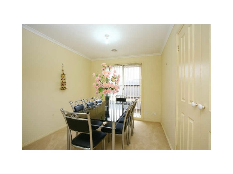 4 Kinsale View, Berwick VIC 3806