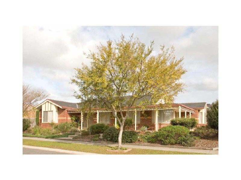 20 Turnberry Avenue, Narre Warren South VIC 3805