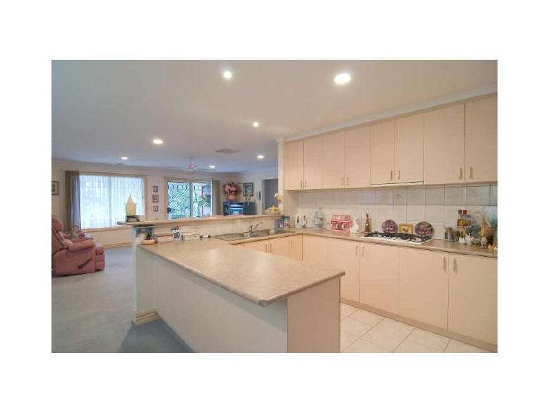 20 Turnberry Avenue, Narre Warren South VIC 3805