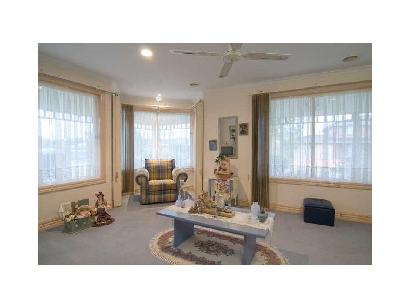 20 Turnberry Avenue, Narre Warren South VIC 3805