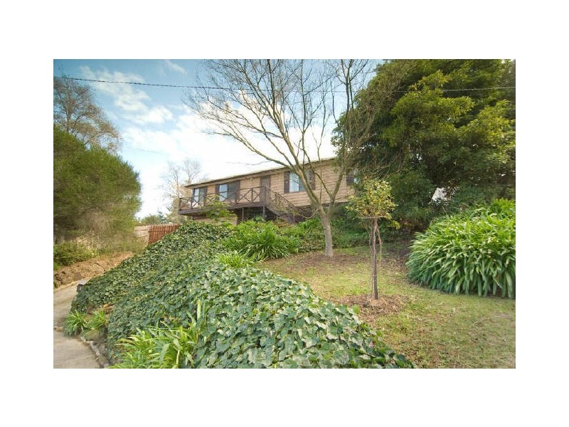 14 Ayr Court, Berwick VIC 3806