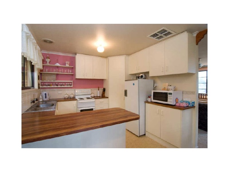 14 Ayr Court, Berwick VIC 3806