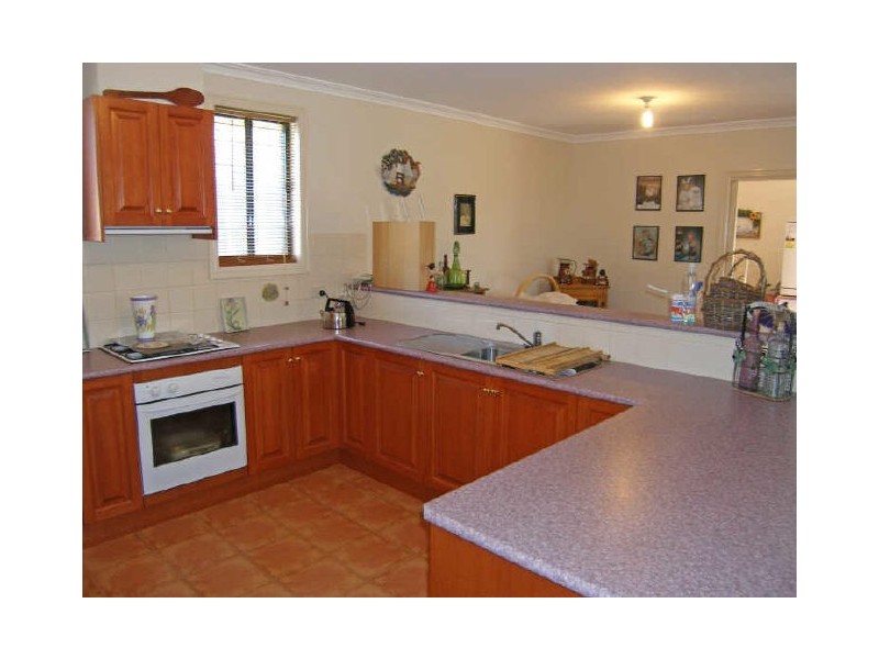 45 Earlsfield Drive, Berwick VIC 3806