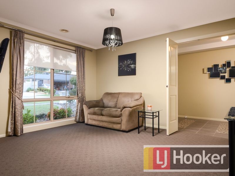 2 Talinga Court, Berwick VIC 3806