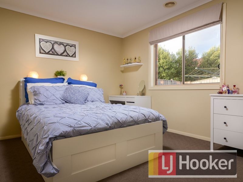 2 Talinga Court, Berwick VIC 3806