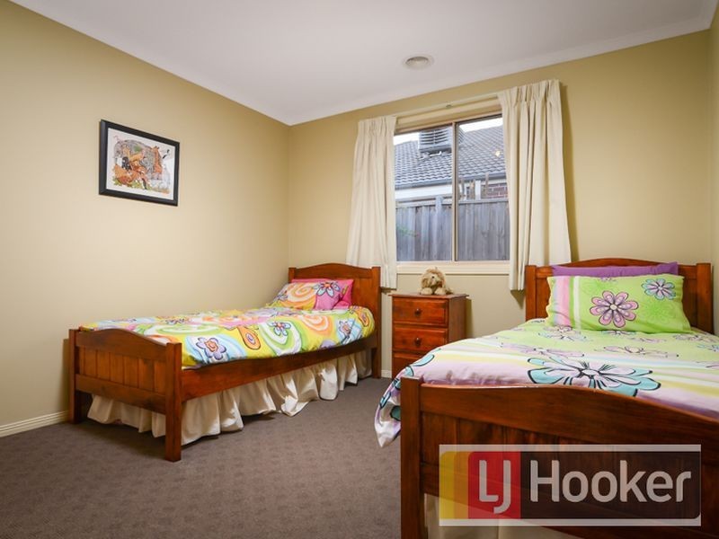 2 Talinga Court, Berwick VIC 3806