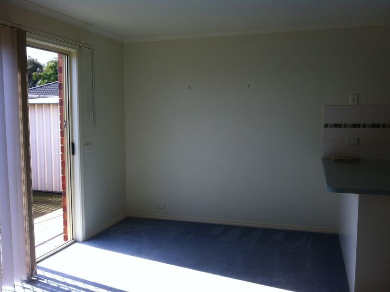 4/19-21 Maculata Drive, Cranbourne VIC 3977