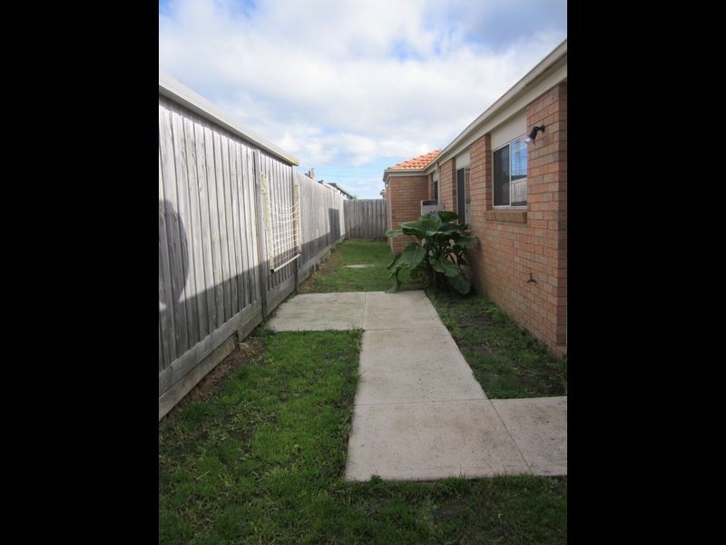 7/19-21 Maculata Drive, Cranbourne VIC 3977