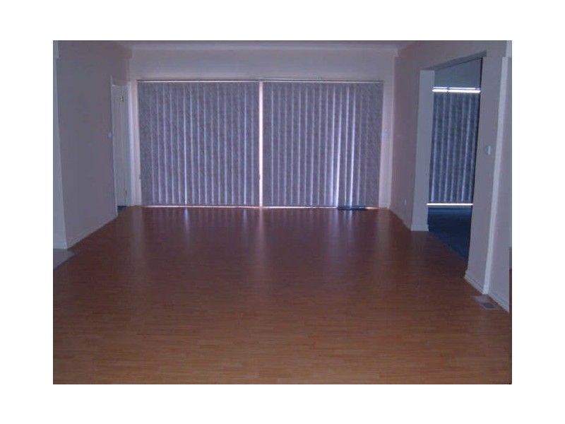 3 McCubbin Way, Berwick VIC 3806