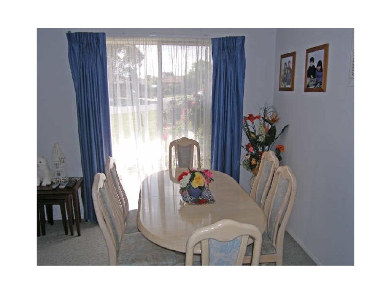 13 Harwood Court, Berwick VIC 3806