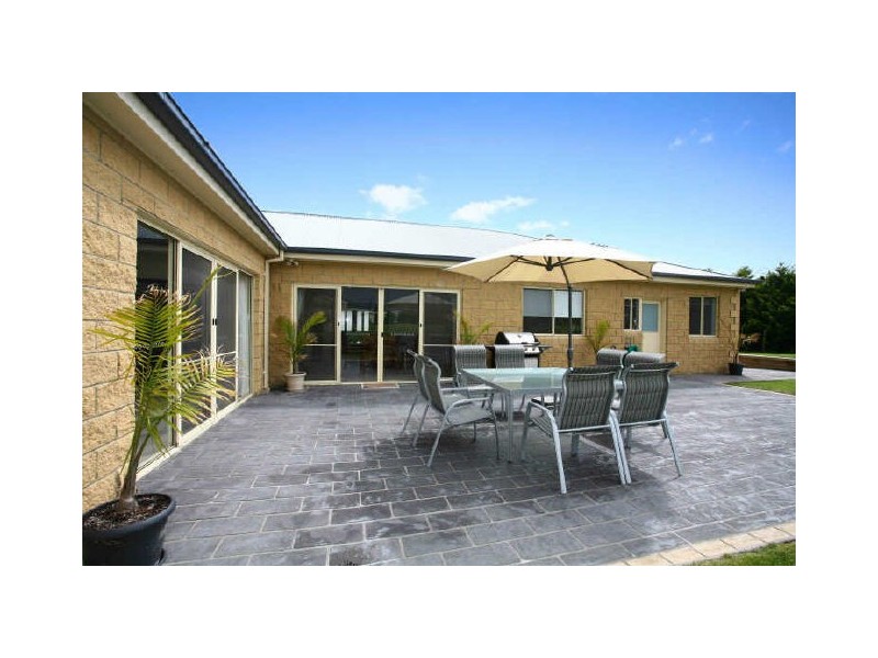 16 Market Lane, Narre Warren South VIC 3805