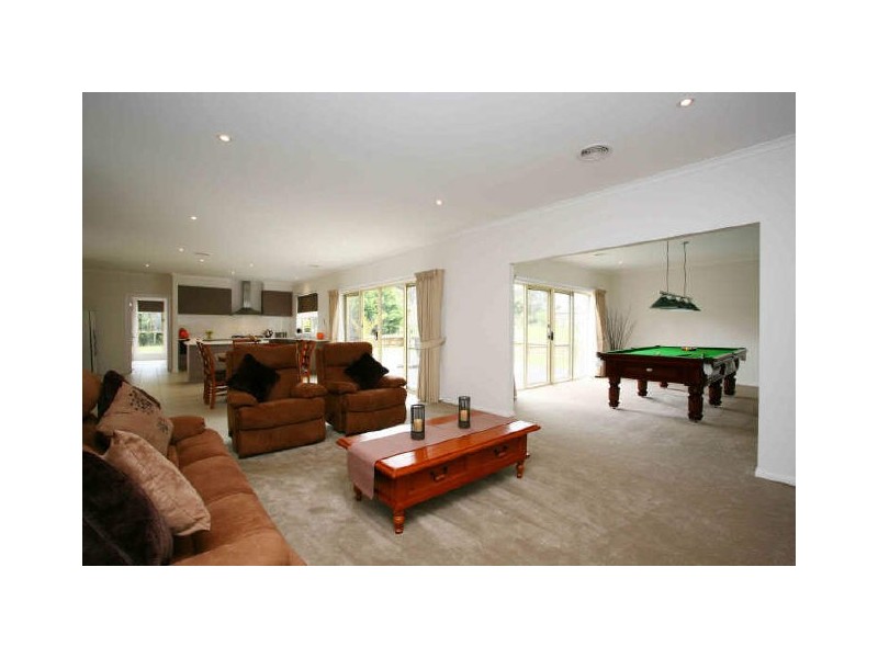 16 Market Lane, Narre Warren South VIC 3805