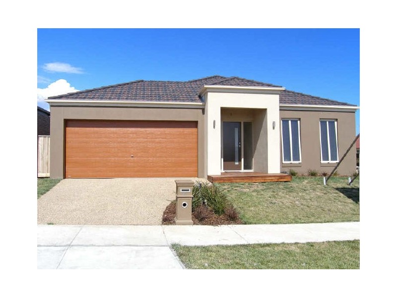 106 Bridgewater Boulevard, Berwick VIC 3806
