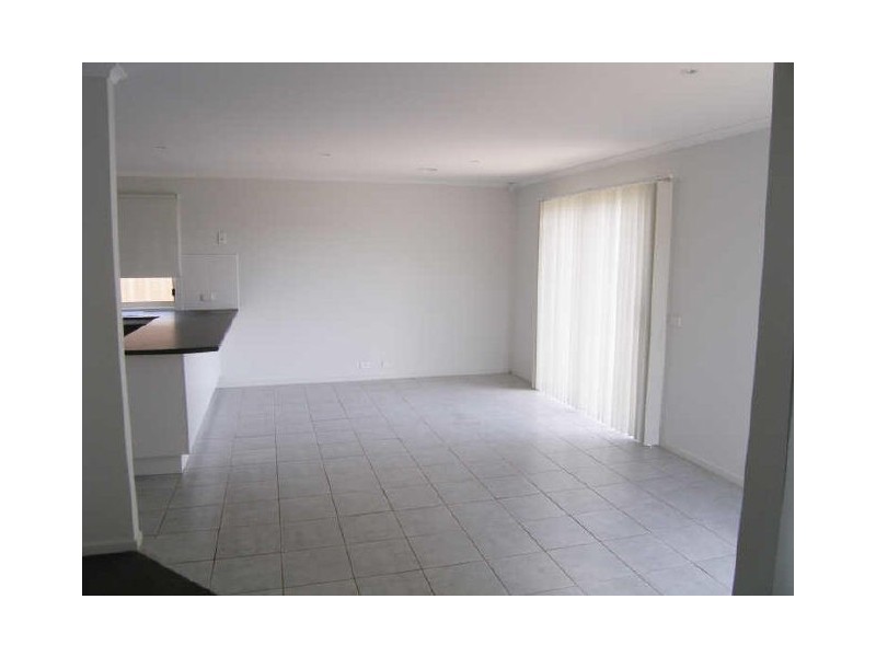 38 Sing Crescent, Berwick VIC 3806