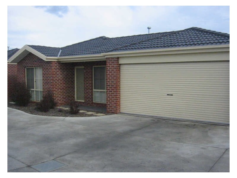 3/49-51 Dartmoor Drive, Cranbourne VIC 3977