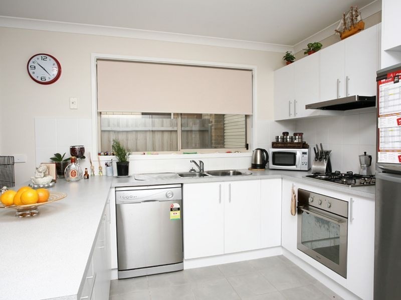 1 Sunbird Avenue, Cranbourne VIC 3977