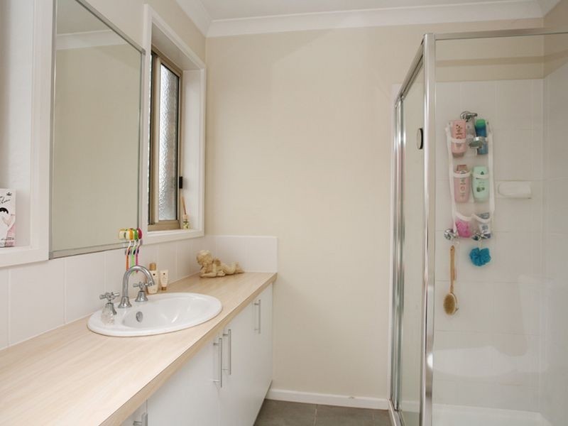 1 Sunbird Avenue, Cranbourne VIC 3977