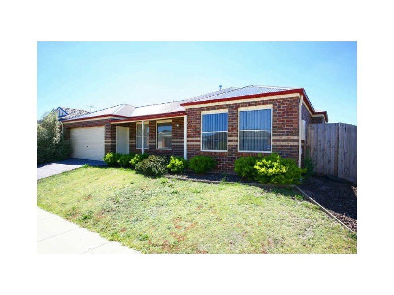 28 Breamlea Way, Cranbourne VIC 3977