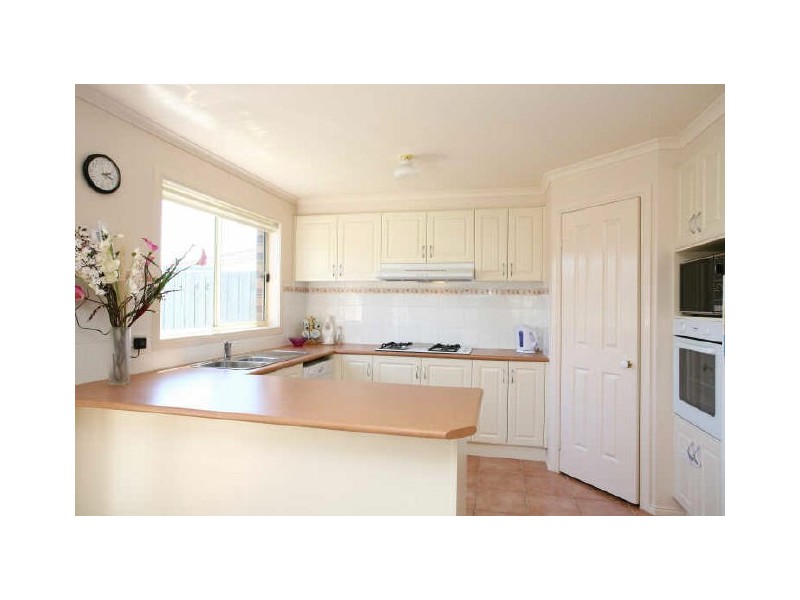 28 Breamlea Way, Cranbourne VIC 3977