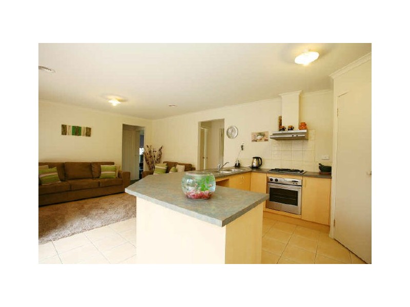 14 Eglinton Close, Berwick VIC 3806
